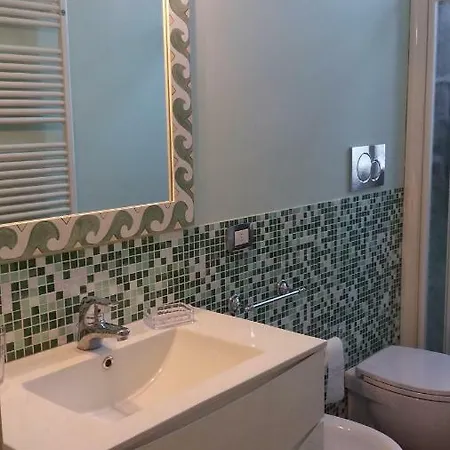 Il Nido Della Formica * Colonnata (Florence)