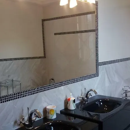 Il Nido Della Formica